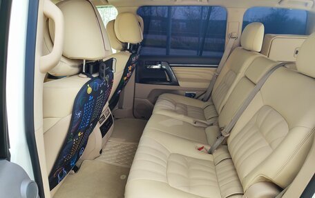 Toyota Land Cruiser 200, 2012 год, 5 300 000 рублей, 19 фотография