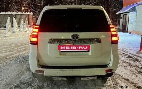 Toyota Land Cruiser Prado 150 рестайлинг 2, 2018 год, 4 750 000 рублей, 2 фотография