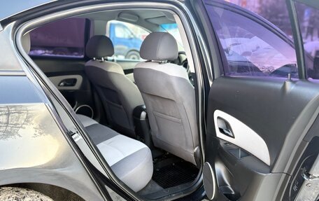 Chevrolet Cruze II, 2011 год, 575 000 рублей, 9 фотография