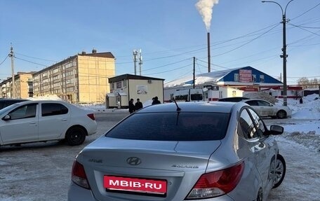 Hyundai Solaris II рестайлинг, 2013 год, 450 000 рублей, 4 фотография