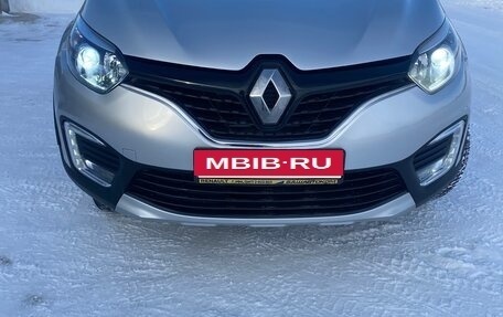 Renault Kaptur I рестайлинг, 2016 год, 1 290 000 рублей, 2 фотография