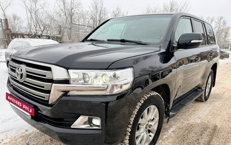 Toyota Land Cruiser 200, 2015 год, 3 890 000 рублей, 2 фотография