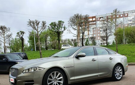 Jaguar XJ IV (X351), 2013 год, 2 700 000 рублей, 2 фотография