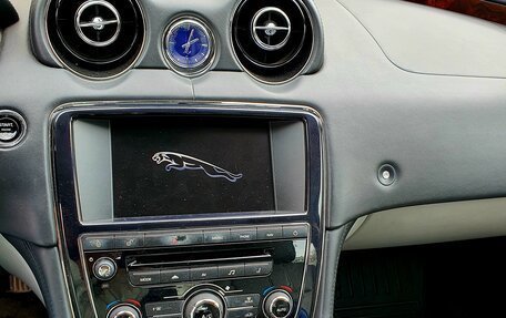 Jaguar XJ IV (X351), 2013 год, 2 700 000 рублей, 13 фотография