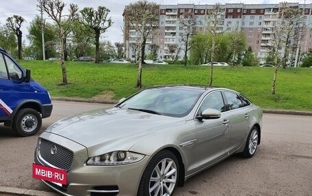 Jaguar XJ IV (X351), 2013 год, 2 700 000 рублей, 7 фотография