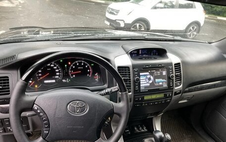 Toyota Land Cruiser Prado 120 рестайлинг, 2007 год, 2 150 000 рублей, 4 фотография