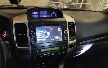 Toyota Land Cruiser Prado 120 рестайлинг, 2007 год, 2 150 000 рублей, 10 фотография