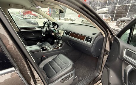 Volkswagen Touareg III, 2015 год, 3 690 000 рублей, 12 фотография