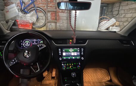 Skoda Octavia, 2018 год, 1 800 000 рублей, 13 фотография