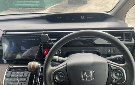 Honda Stepwgn IV, 2015 год, 2 279 000 рублей, 5 фотография