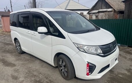 Honda Stepwgn IV, 2015 год, 2 279 000 рублей, 2 фотография