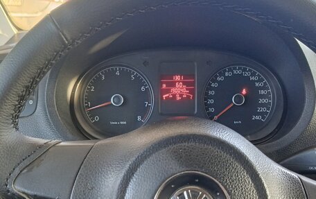 Volkswagen Polo VI (EU Market), 2011 год, 680 000 рублей, 2 фотография