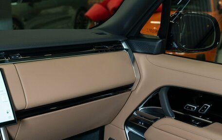 Land Rover Range Rover IV рестайлинг, 2025 год, 26 500 000 рублей, 28 фотография