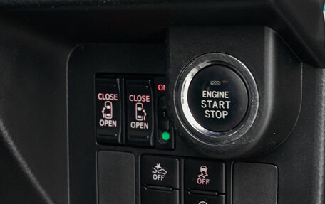 Toyota Tank I, 2018 год, 1 265 000 рублей, 21 фотография