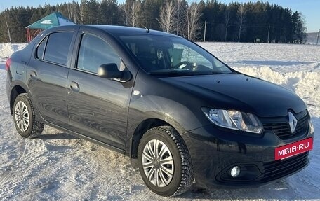 Renault Logan II, 2018 год, 715 000 рублей, 5 фотография
