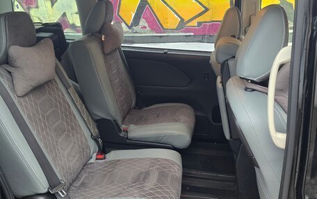 Nissan Serena IV, 2017 год, 1 900 000 рублей, 13 фотография