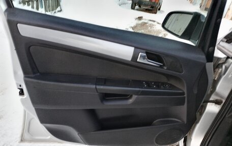 Opel Zafira B, 2007 год, 370 000 рублей, 14 фотография