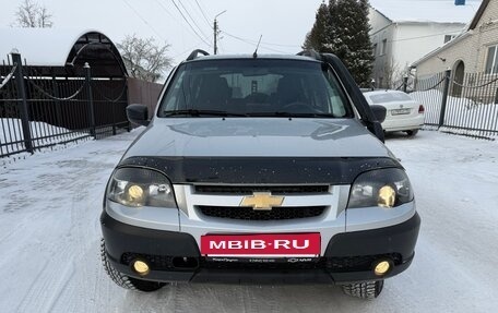Chevrolet Niva I рестайлинг, 2019 год, 900 000 рублей, 2 фотография