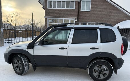 Chevrolet Niva I рестайлинг, 2019 год, 900 000 рублей, 5 фотография