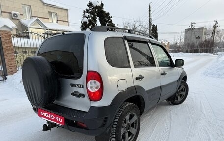 Chevrolet Niva I рестайлинг, 2019 год, 900 000 рублей, 7 фотография
