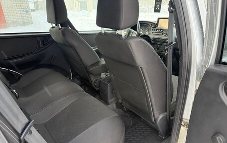 Chevrolet Niva I рестайлинг, 2019 год, 900 000 рублей, 19 фотография