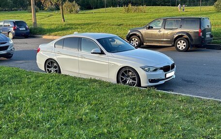 BMW 3 серия, 2012 год, 2 300 000 рублей, 3 фотография