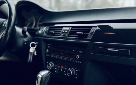 BMW 3 серия, 2011 год, 1 300 000 рублей, 10 фотография