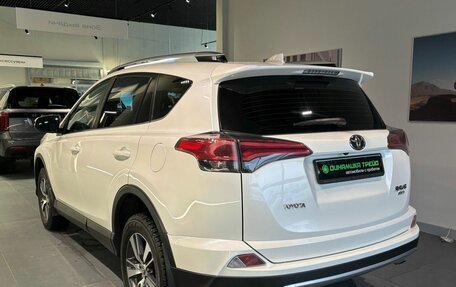 Toyota RAV4, 2017 год, 2 480 000 рублей, 9 фотография