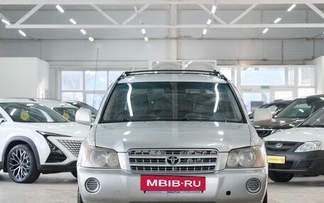 Toyota Highlander III, 2002 год, 999 000 рублей, 2 фотография