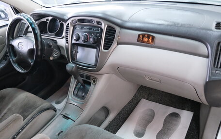 Toyota Highlander III, 2002 год, 999 000 рублей, 19 фотография