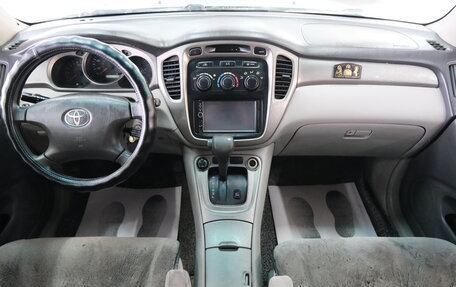 Toyota Highlander III, 2002 год, 999 000 рублей, 14 фотография