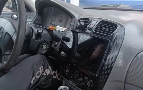 Mazda 323, 1998 год, 250 000 рублей, 4 фотография