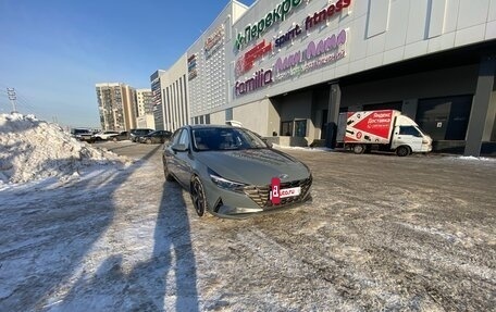 Hyundai Elantra, 2023 год, 2 500 000 рублей, 2 фотография