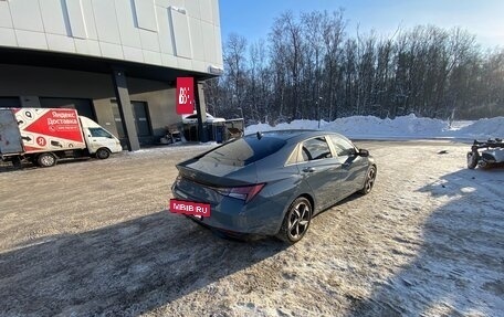 Hyundai Elantra, 2023 год, 2 500 000 рублей, 5 фотография