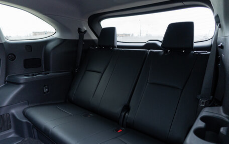 Toyota Highlander, 2025 год, 6 190 000 рублей, 13 фотография