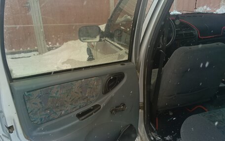 Chevrolet Niva I рестайлинг, 2004 год, 350 000 рублей, 7 фотография