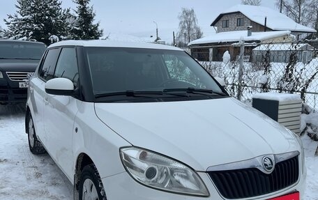 Skoda Fabia II, 2013 год, 540 000 рублей, 2 фотография
