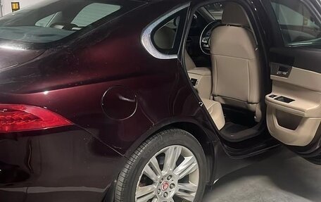 Jaguar XF II, 2016 год, 1 900 000 рублей, 4 фотография