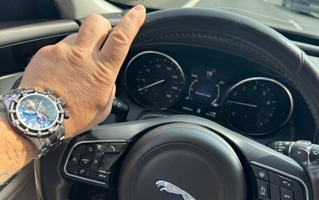 Jaguar XF II, 2016 год, 1 900 000 рублей, 9 фотография