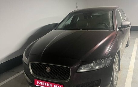 Jaguar XF II, 2016 год, 1 900 000 рублей, 8 фотография