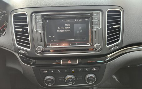 Volkswagen Sharan II, 2018 год, 2 050 000 рублей, 13 фотография