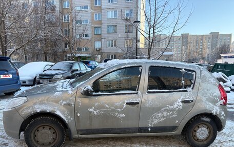 Renault Sandero I, 2012 год, 380 000 рублей, 4 фотография