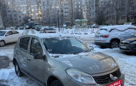 Renault Sandero I, 2012 год, 380 000 рублей, 2 фотография