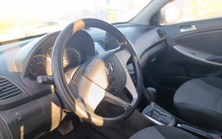 Hyundai Solaris II рестайлинг, 2013 год, 800 000 рублей, 7 фотография