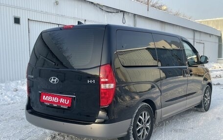 Hyundai H-1 II рестайлинг, 2019 год, 3 099 000 рублей, 5 фотография