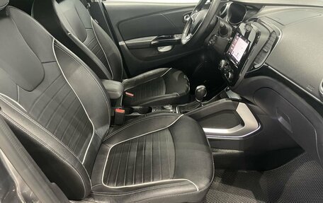 Renault Kaptur I рестайлинг, 2021 год, 1 799 000 рублей, 9 фотография