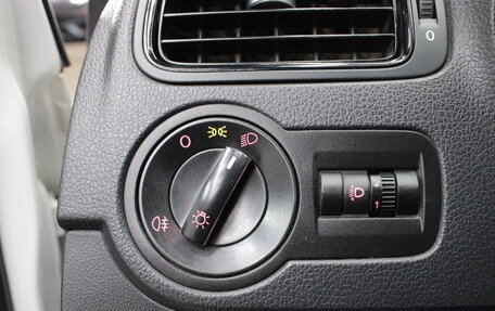 Volkswagen Polo VI (EU Market), 2012 год, 449 000 рублей, 13 фотография