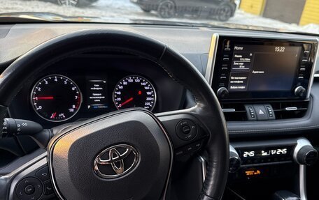 Toyota RAV4, 2020 год, 3 800 000 рублей, 7 фотография