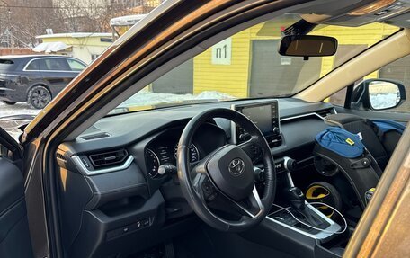 Toyota RAV4, 2020 год, 3 800 000 рублей, 5 фотография
