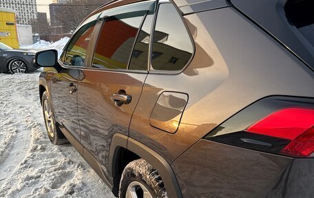 Toyota RAV4, 2020 год, 3 800 000 рублей, 3 фотография